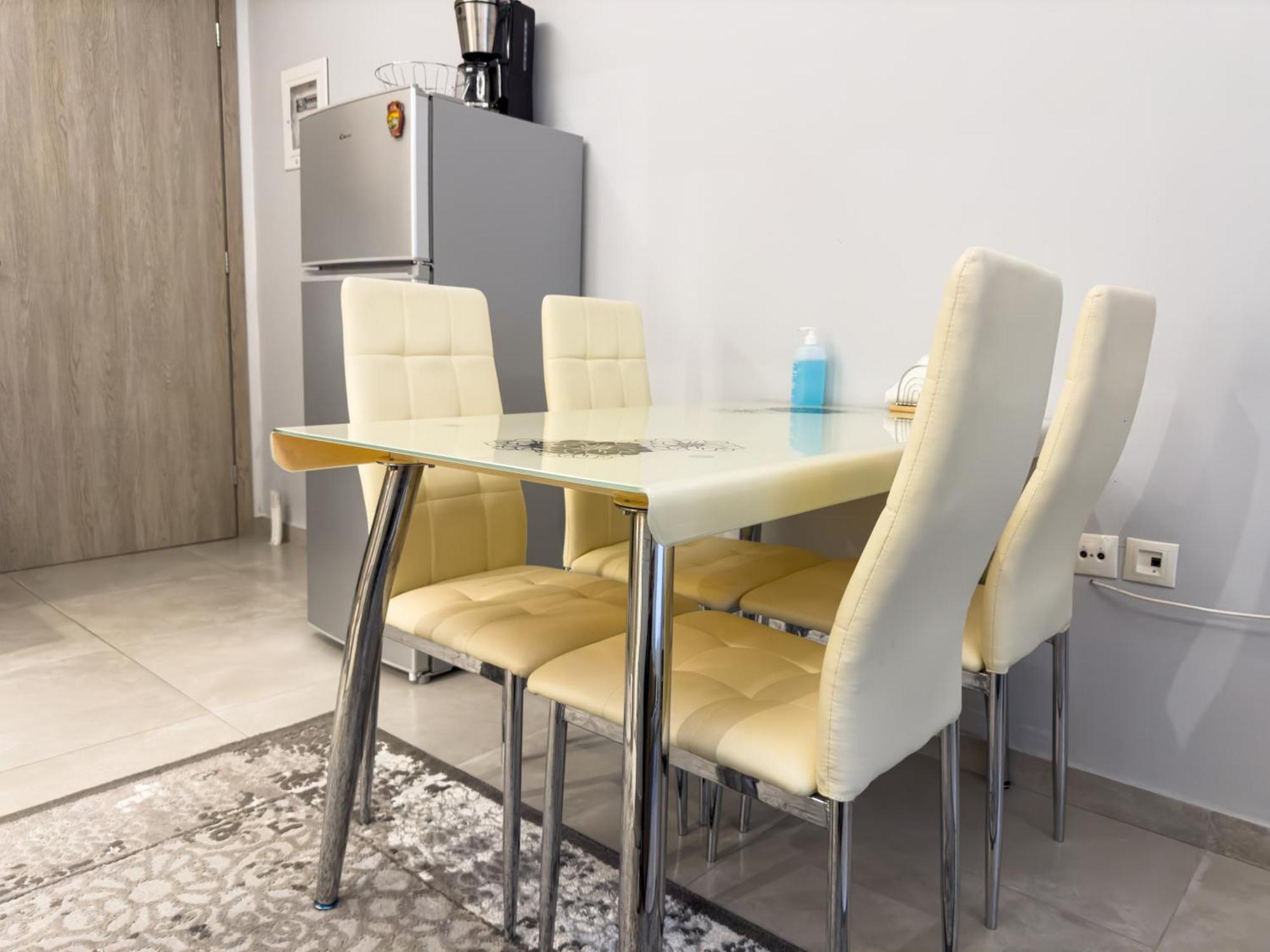 Contemporary & Spacious Renovated Apartment, Dt Syntagma, /Touristic Area Athen Eksteriør billede