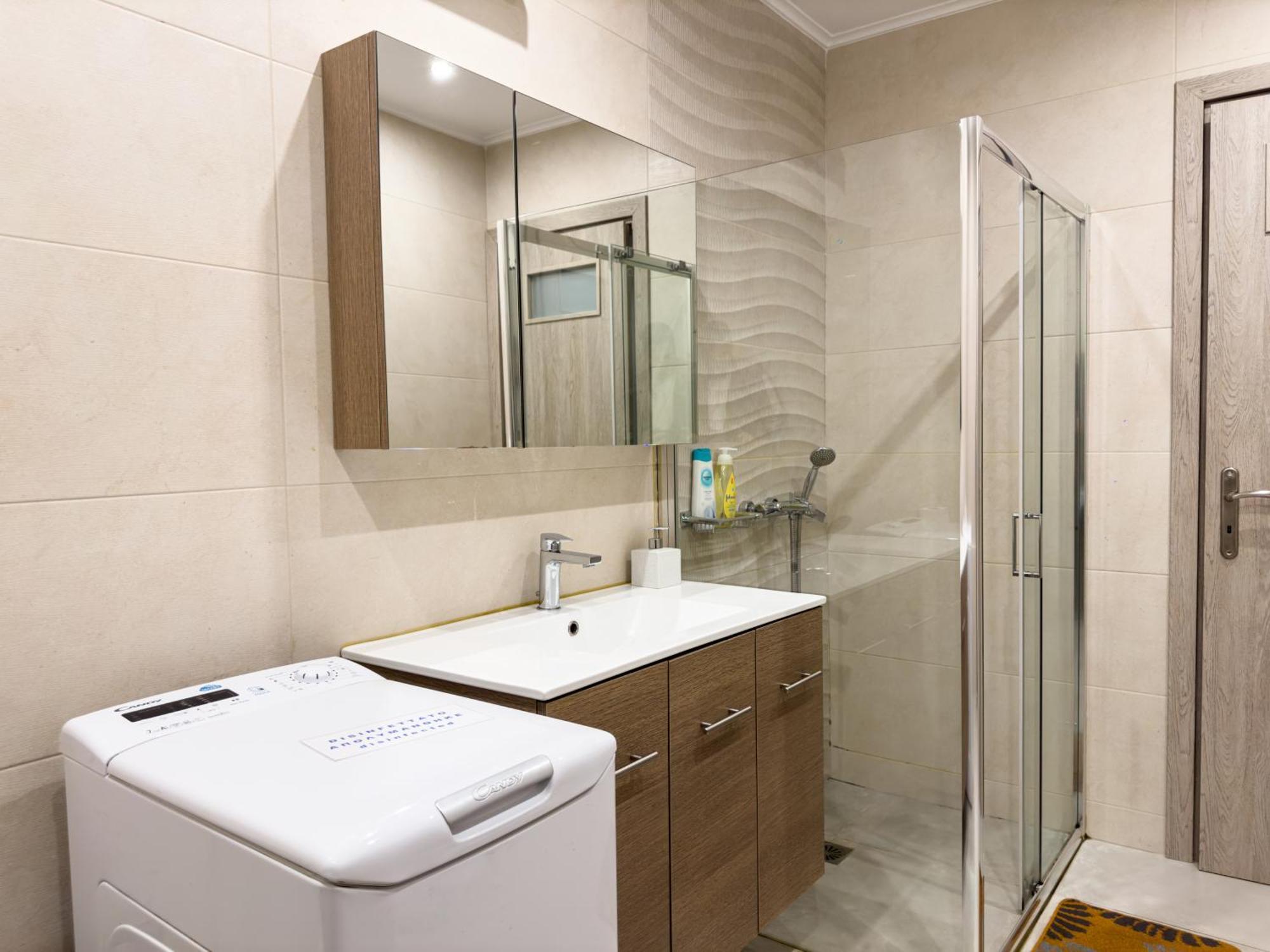 Contemporary & Spacious Renovated Apartment, Dt Syntagma, /Touristic Area Athen Eksteriør billede
